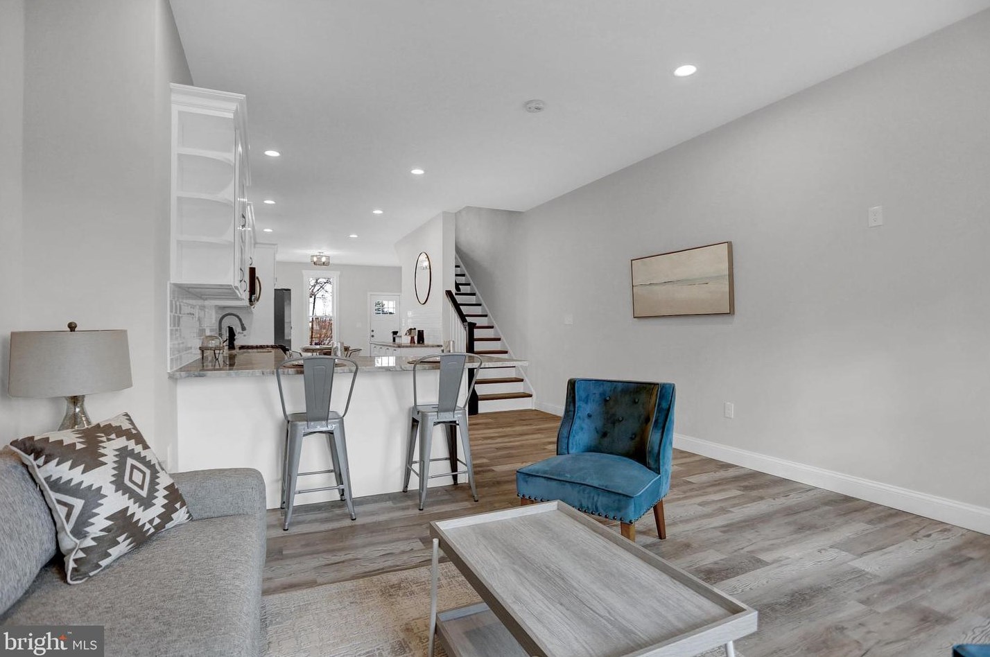 3913 Roland Ave, Baltimore MD  21211-2019 exterior