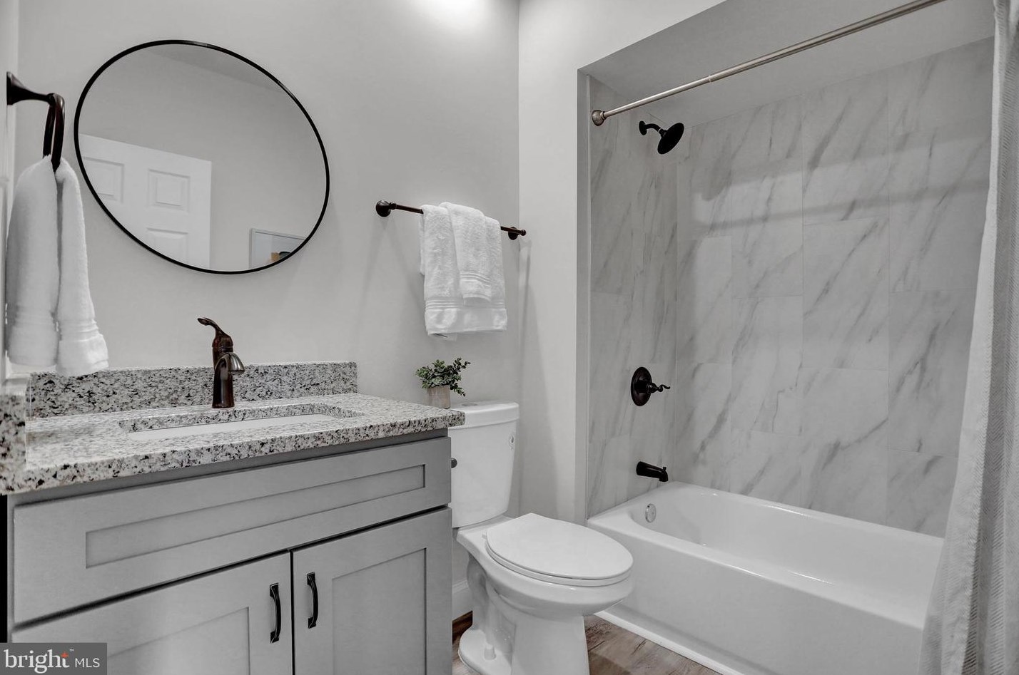 3913 Roland Ave, Baltimore MD  21211-2019 exterior