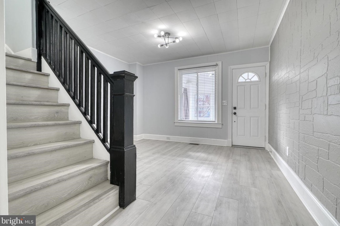 524 Maude Ave, Baltimore MD  21225-1928 exterior