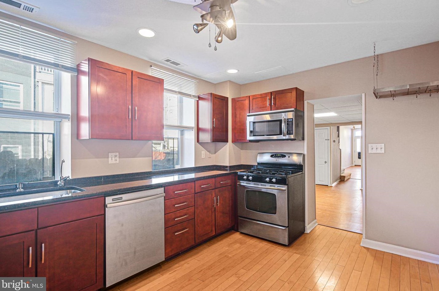 11 Heath St, Baltimore MD  21230-4815 exterior