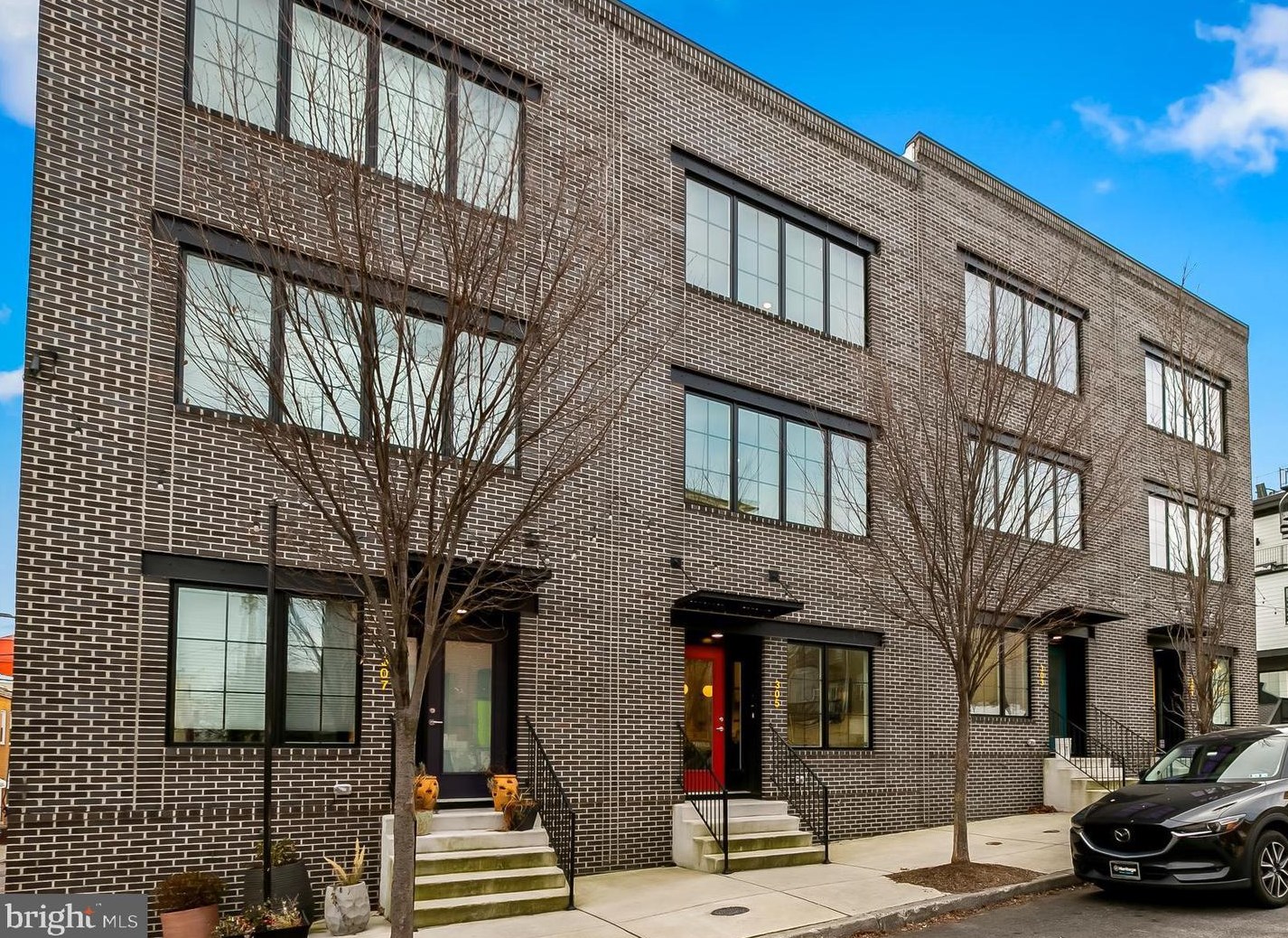 305 Lanvale St, Baltimore MD  21217-3609 exterior