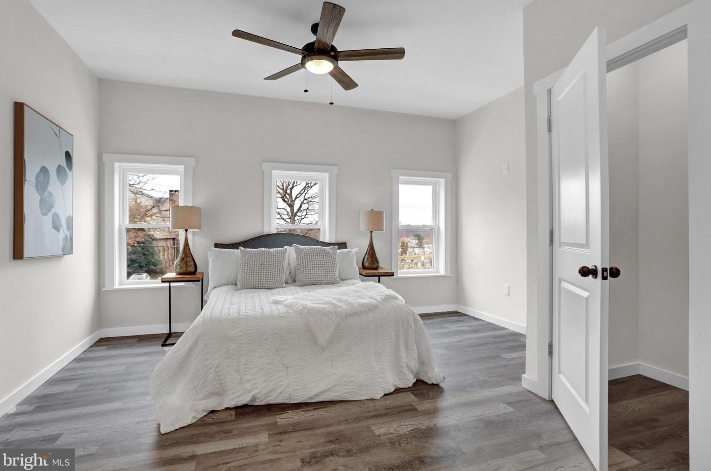 3911 Roland Ave, Baltimore MD  21211-2019 exterior