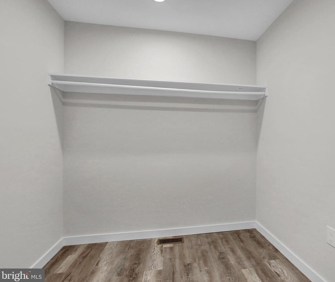 3911 Roland Ave, Baltimore MD  21211-2019 exterior