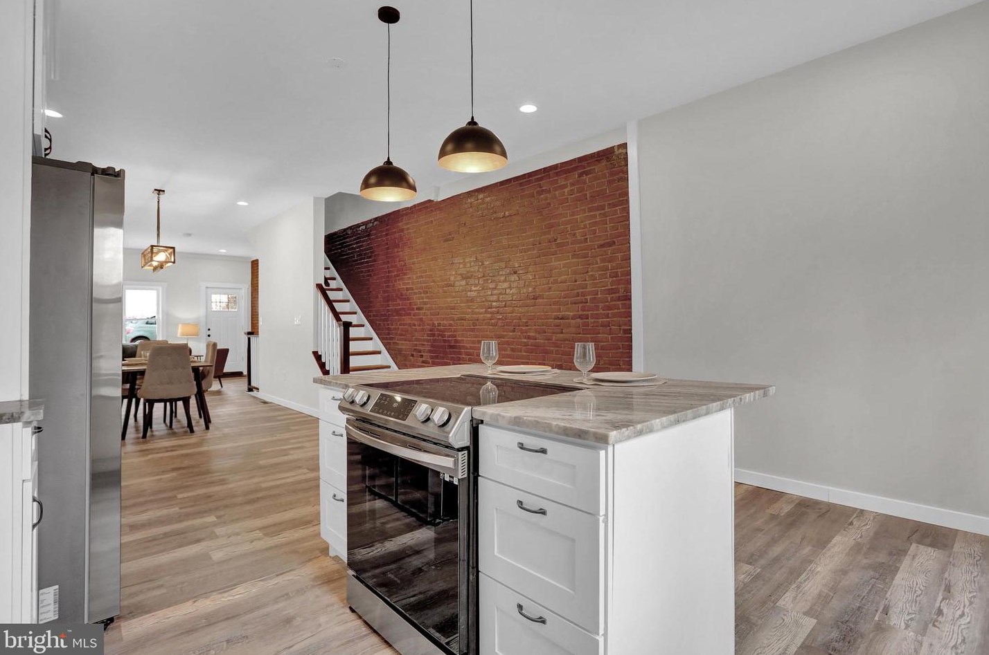 3911 Roland Ave, Baltimore MD  21211-2019 exterior