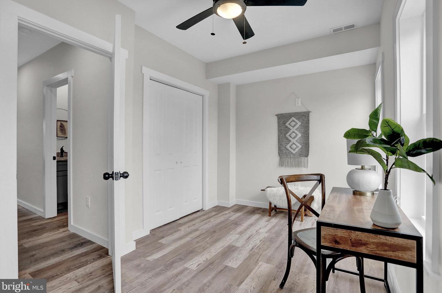 3911 Roland Ave, Baltimore MD  21211-2019 exterior