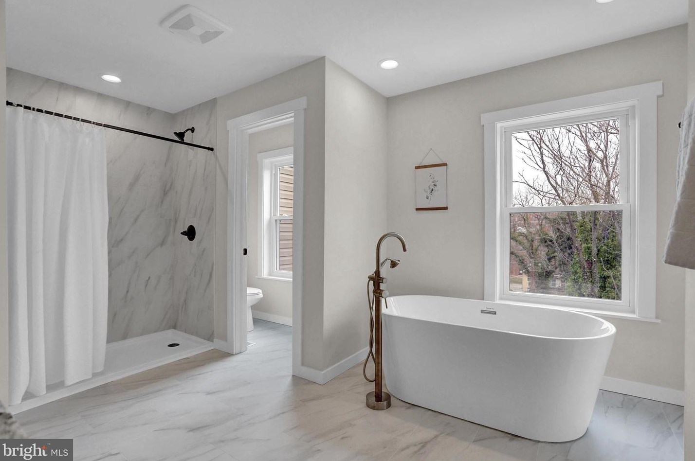 3911 Roland Ave, Baltimore MD  21211-2019 exterior