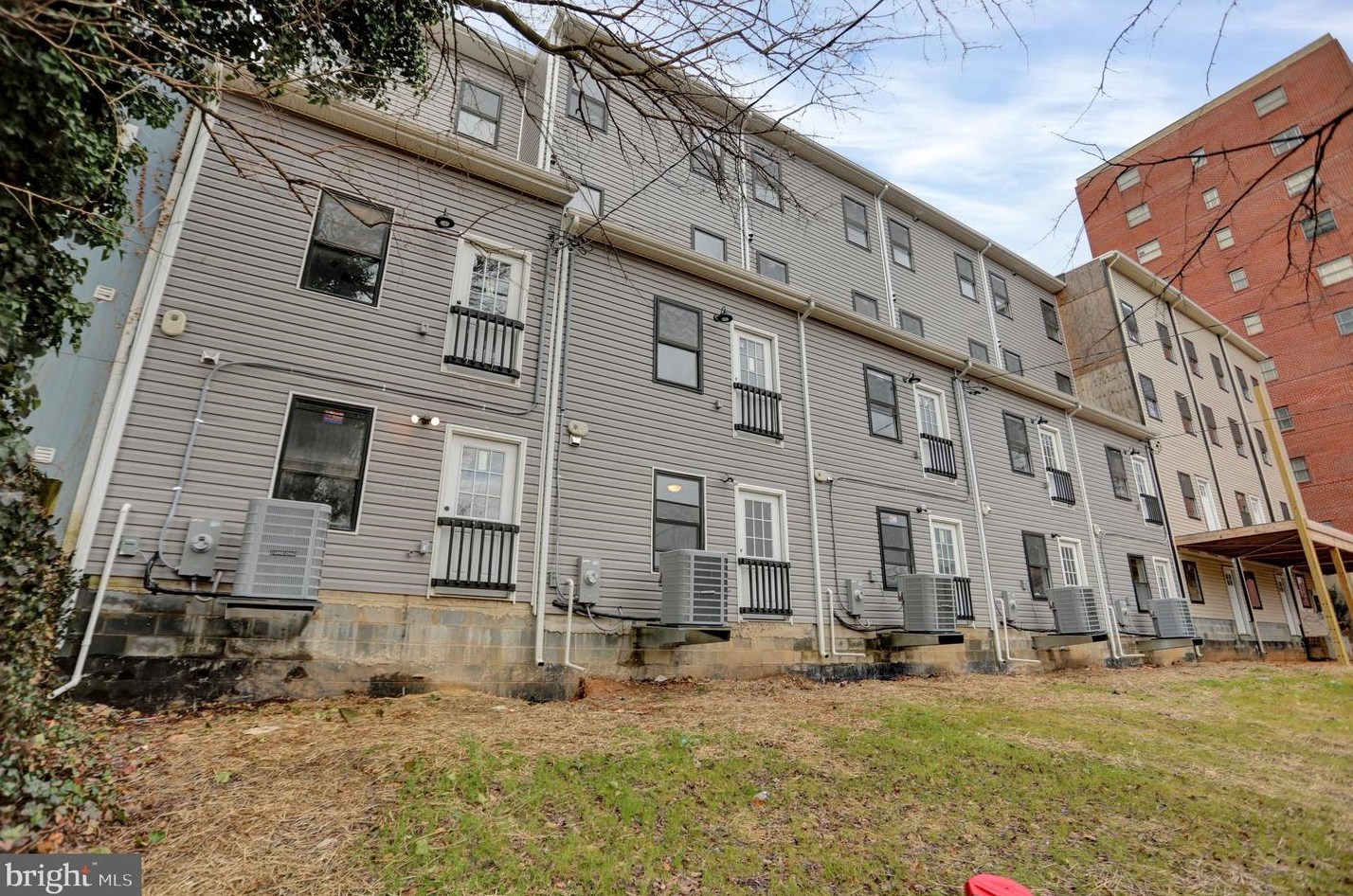 3915 Roland Ave, Baltimore MD  21211-2019 exterior