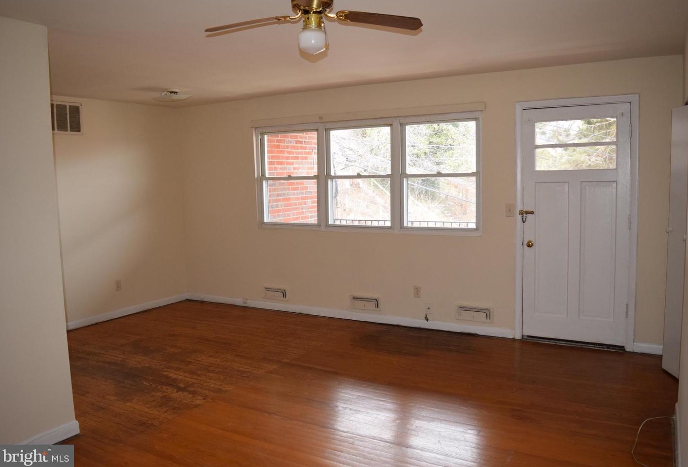 5900 Glen Falls Ave, Baltimore MD  21206-2521 exterior