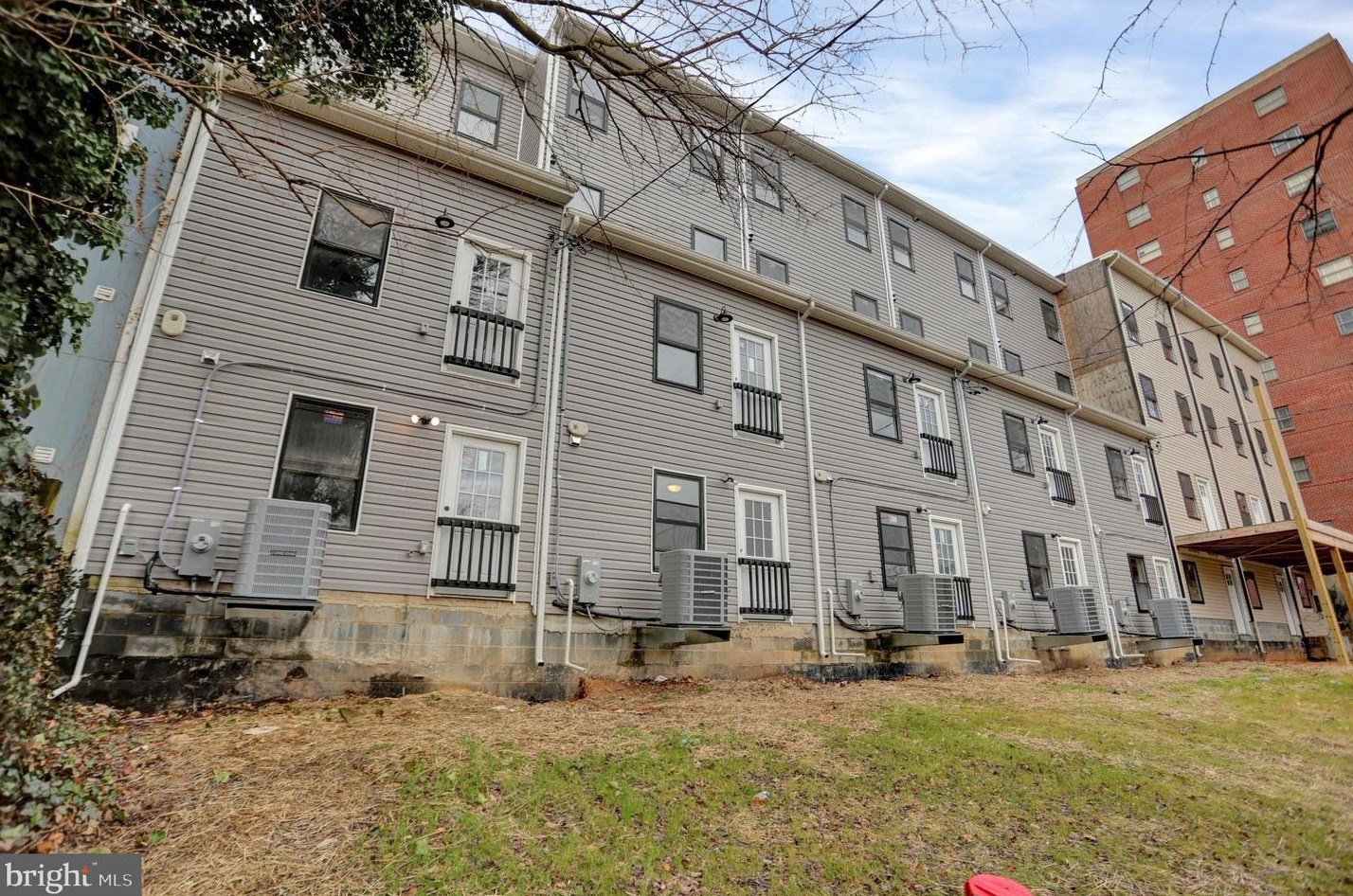 3919 Roland Ave, Baltimore MD  21211-2019 exterior
