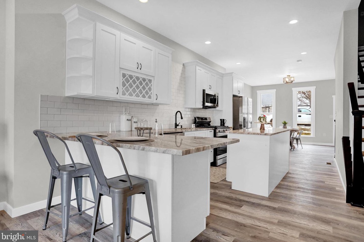 3919 Roland Ave, Baltimore MD  21211-2019 exterior