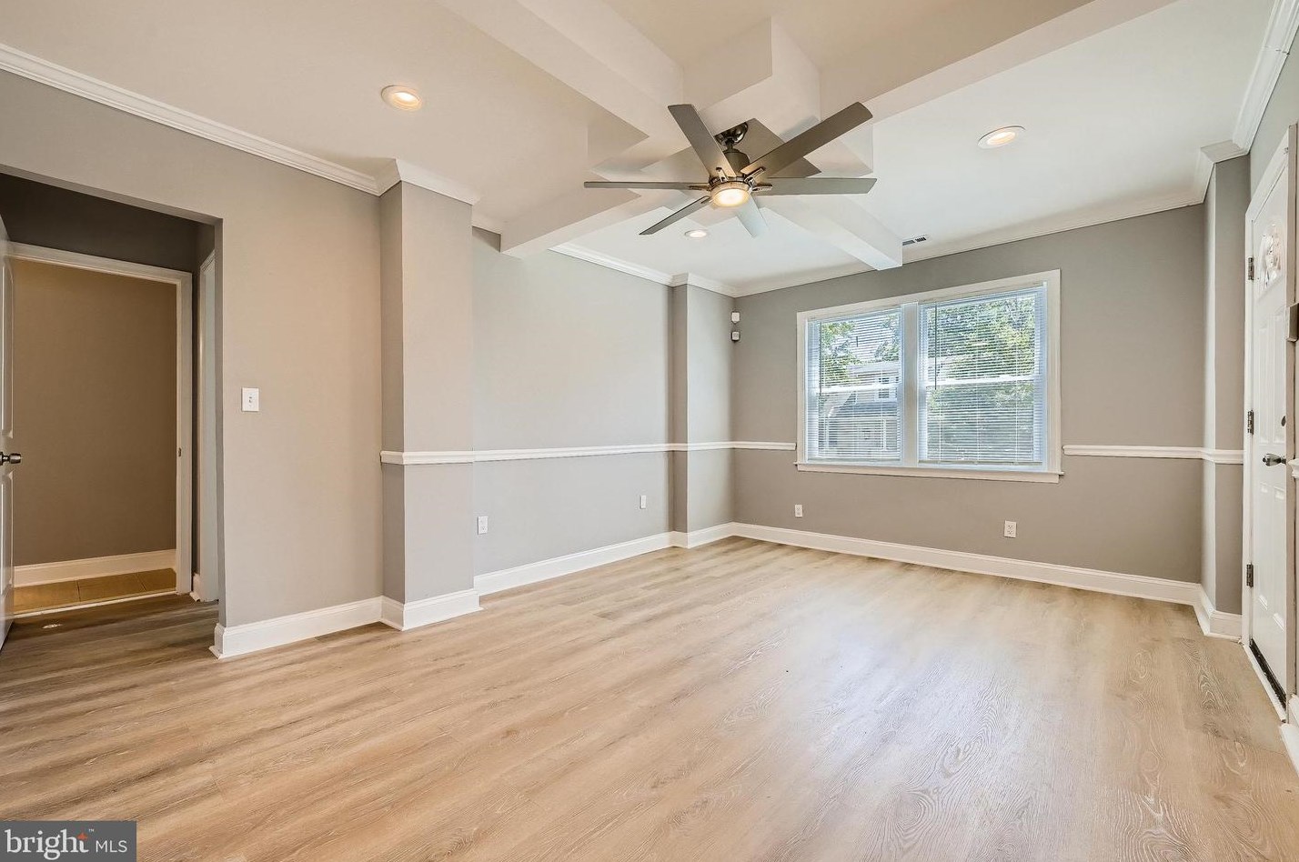 5404 Summerfield Ave, Baltimore MD  21206-4310 exterior