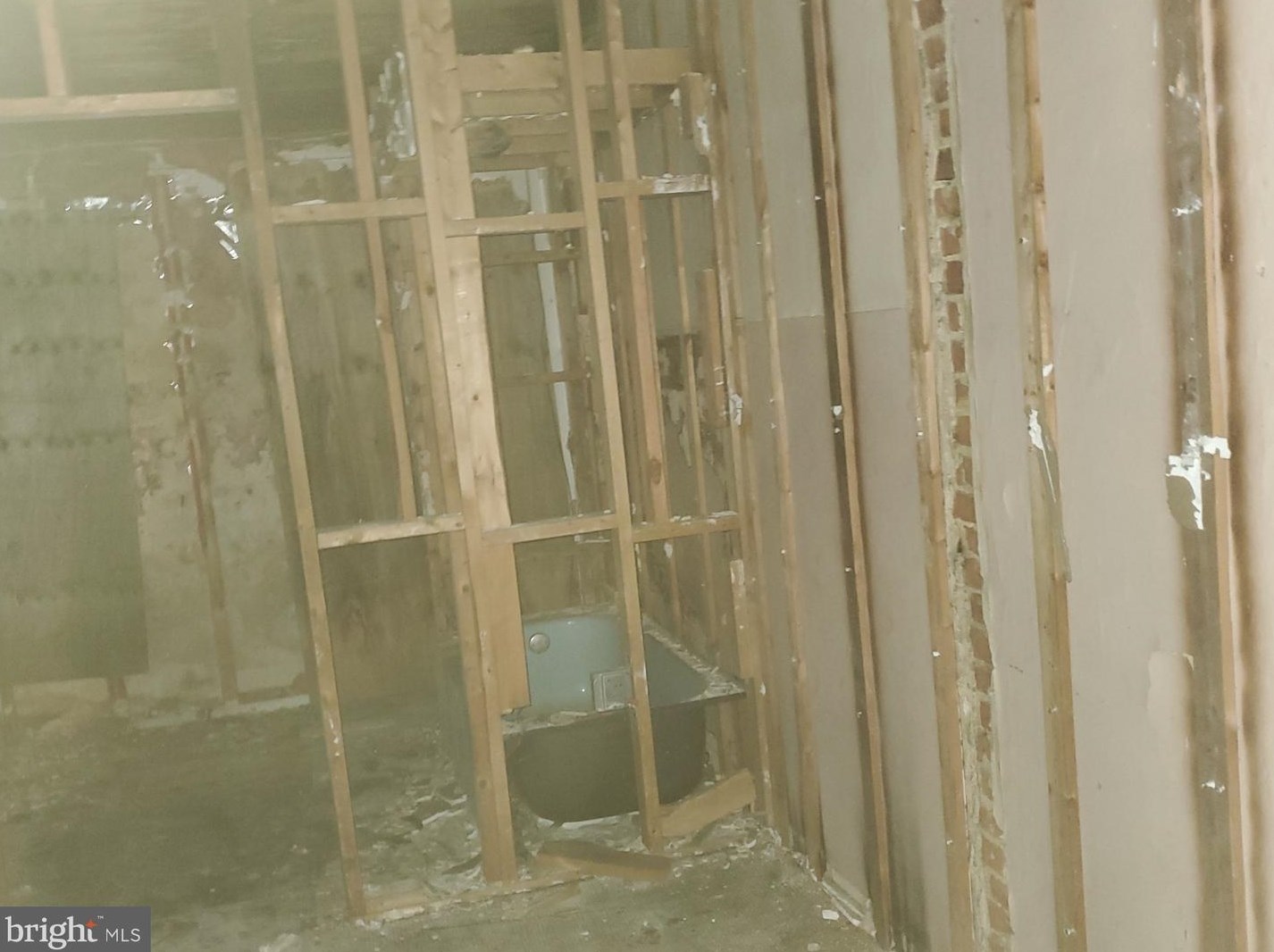 323 Furrow St, Baltimore MD  21223-2850 exterior