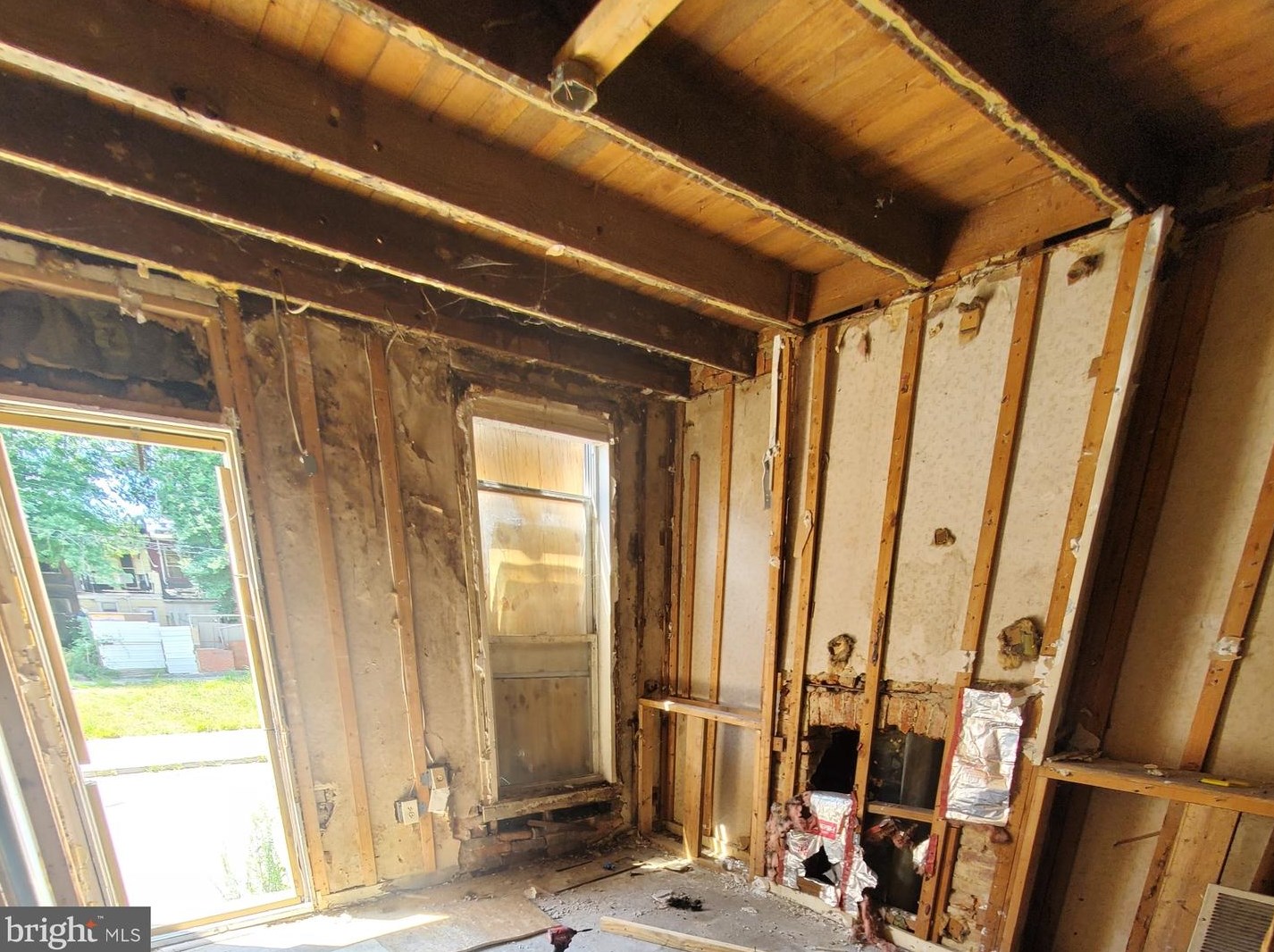 323 Furrow St, Baltimore MD  21223-2850 exterior