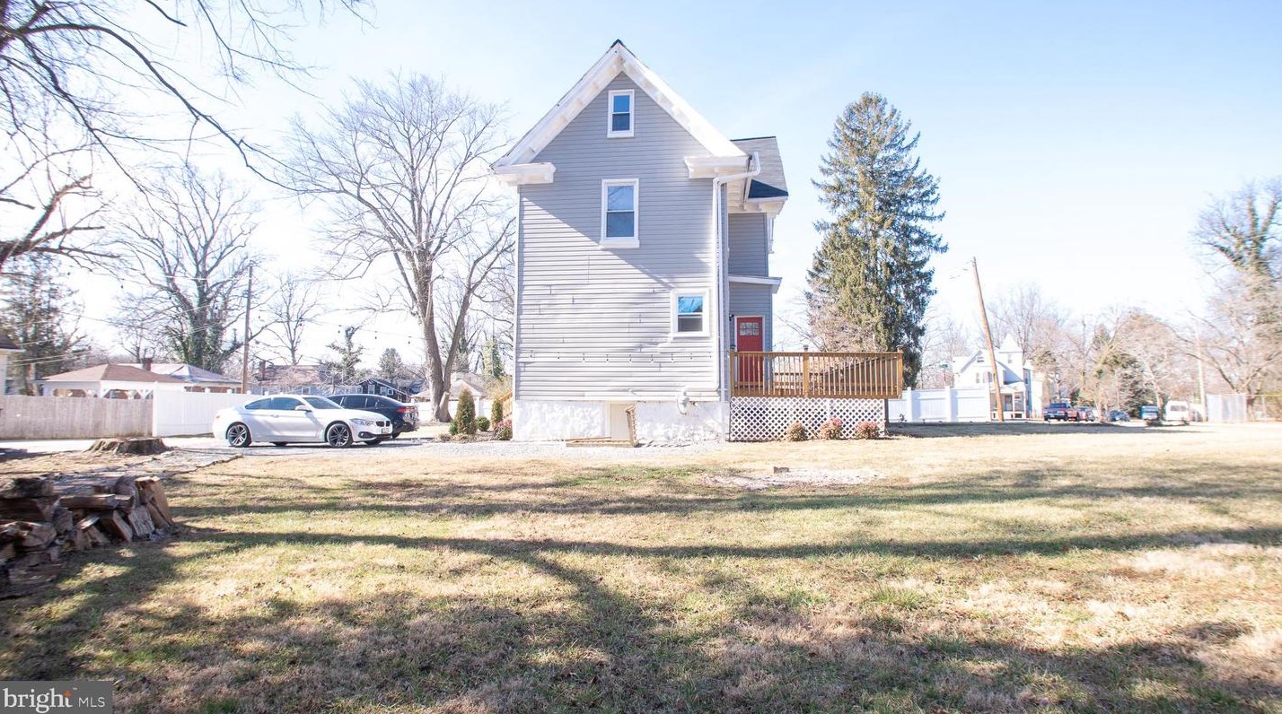 5215 Bosworth Ave, Baltimore MD  21207-6861 exterior