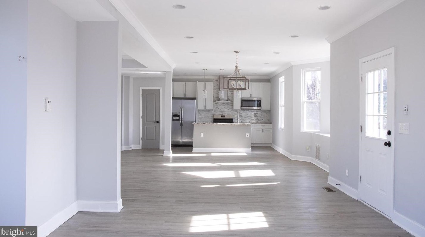 5215 Bosworth Ave, Baltimore MD  21207-6861 exterior