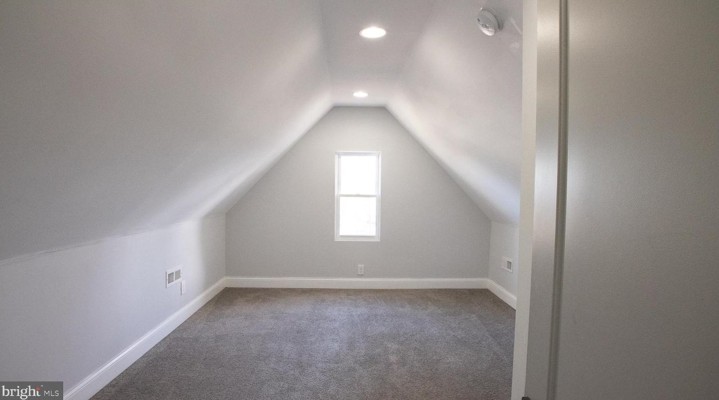 5215 Bosworth Ave, Baltimore MD  21207-6861 exterior