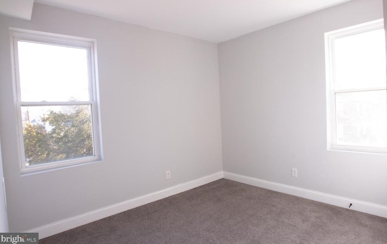 5215 Bosworth Ave, Baltimore MD  21207-6861 exterior