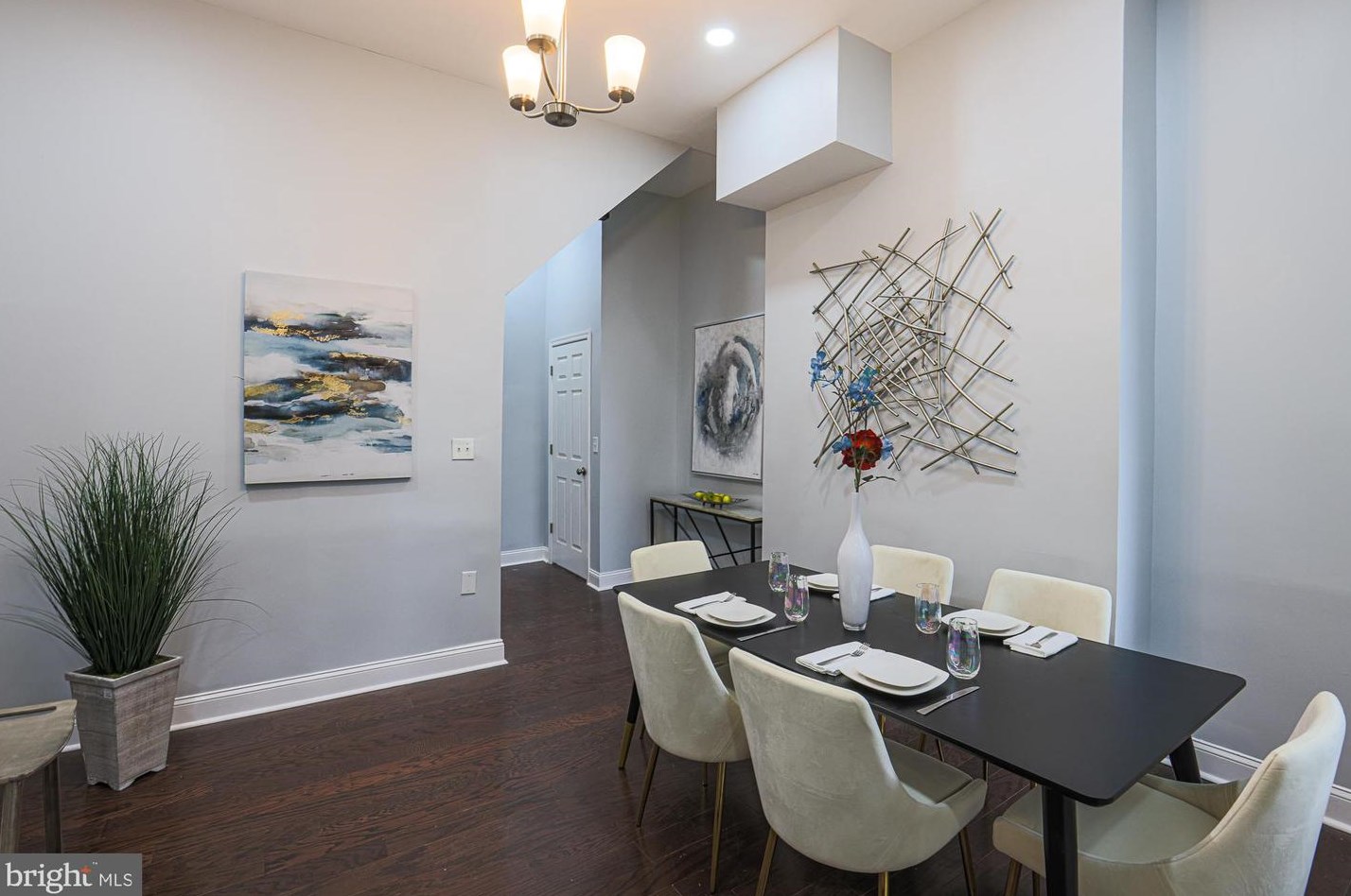 2018 Linden Ave, Baltimore MD  21217-4622 exterior