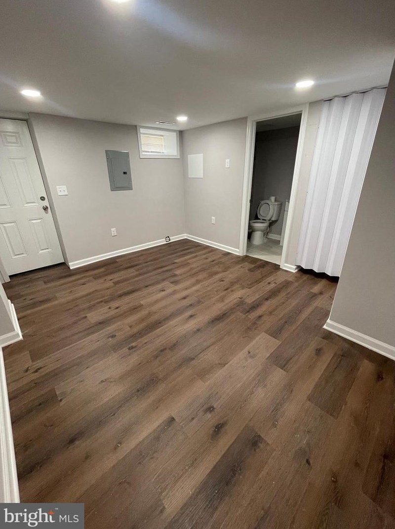 3607 Bay Ave, Baltimore MD  21225-2247 exterior