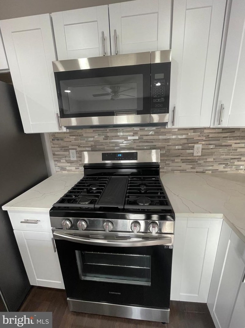 3607 Bay Ave, Baltimore MD  21225-2247 exterior