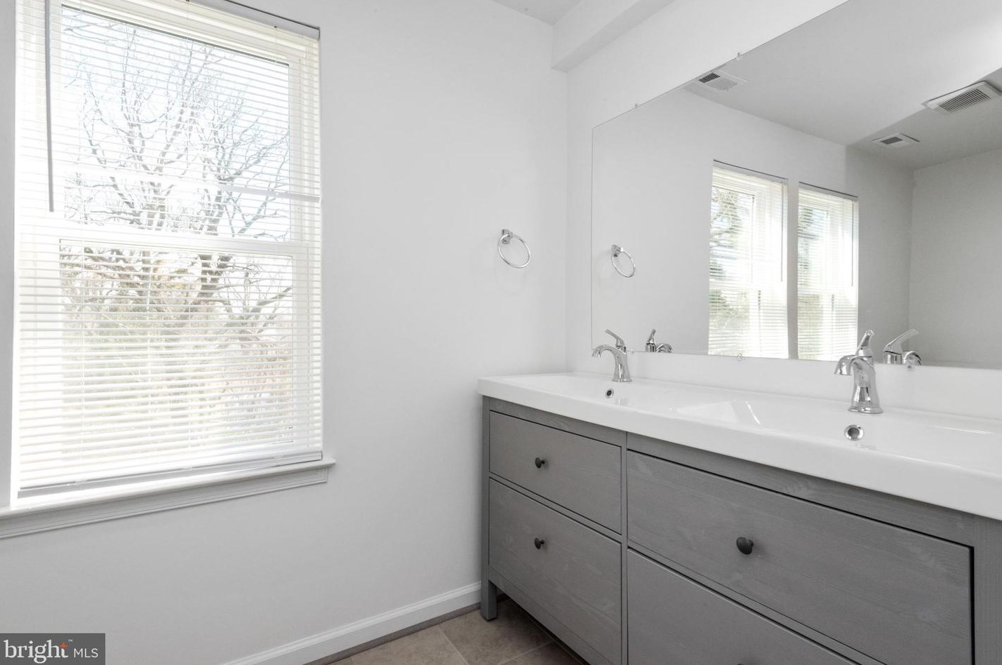 4909 Morello Rd, Baltimore MD  21214-2545 exterior