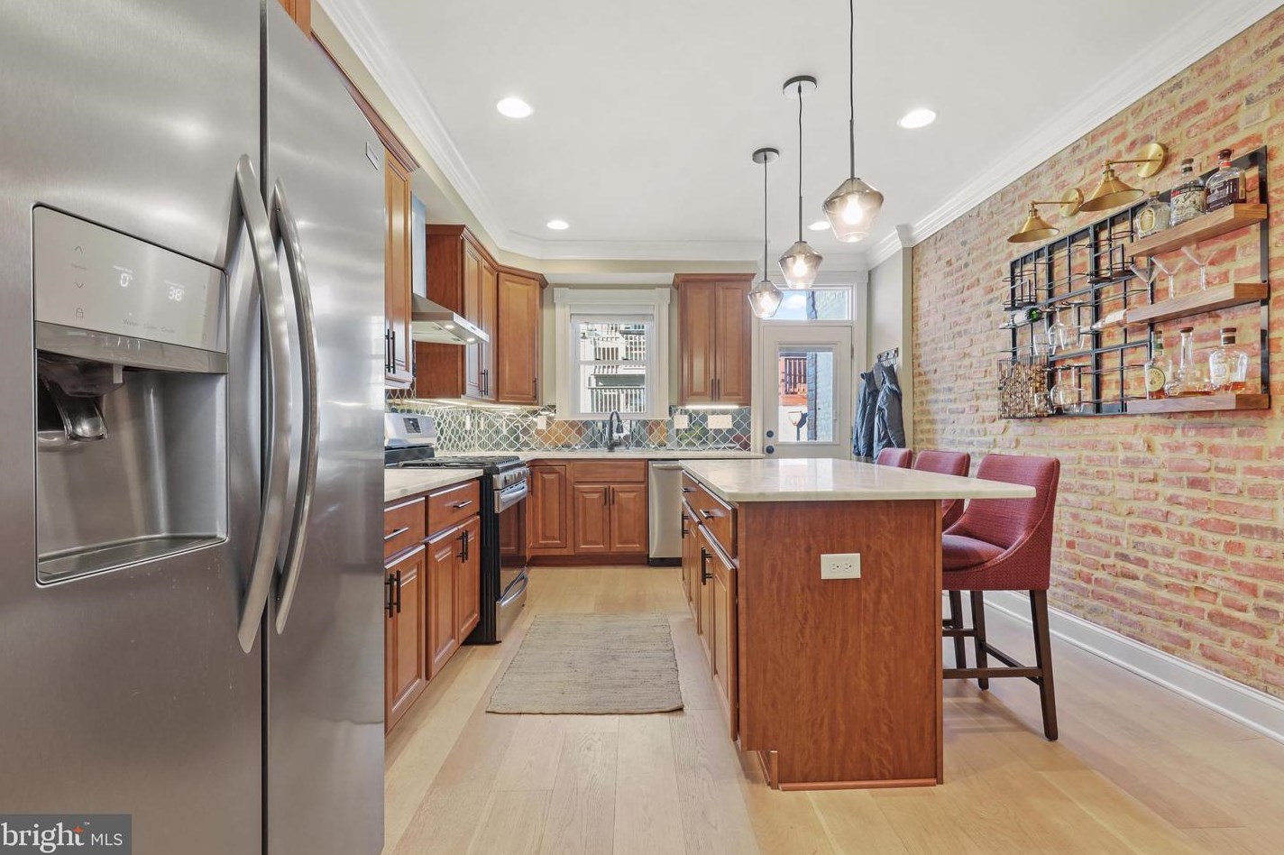 442 Robinson St, Baltimore MD  21224-1327 exterior