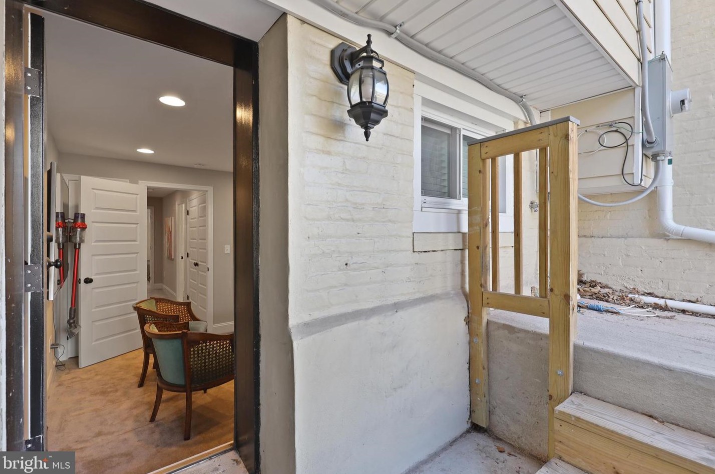 442 Robinson St, Baltimore MD  21224-1327 exterior