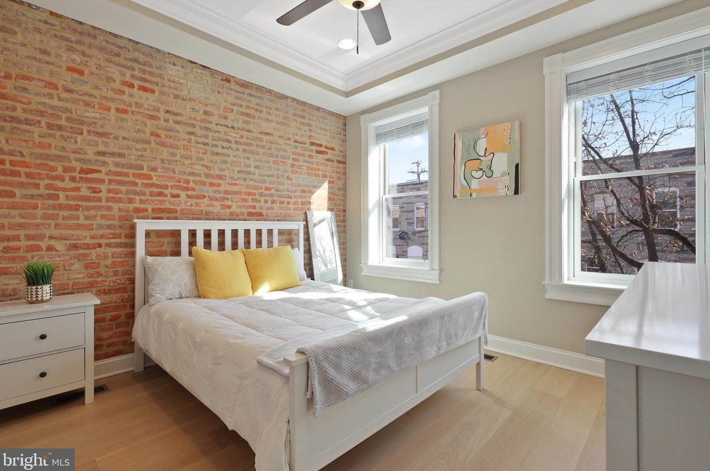 442 Robinson St, Baltimore MD  21224-1327 exterior