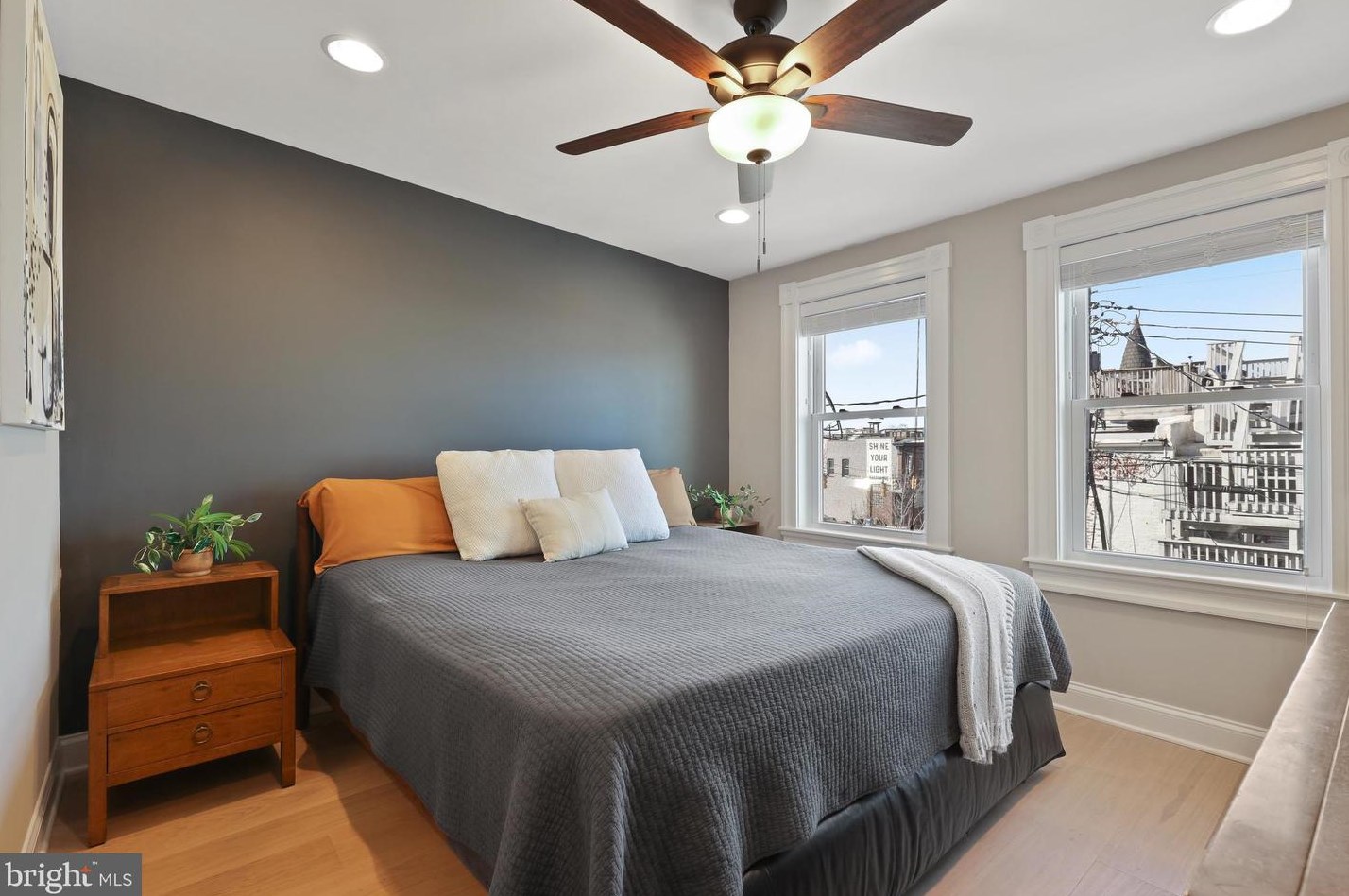 442 Robinson St, Baltimore MD  21224-1327 exterior