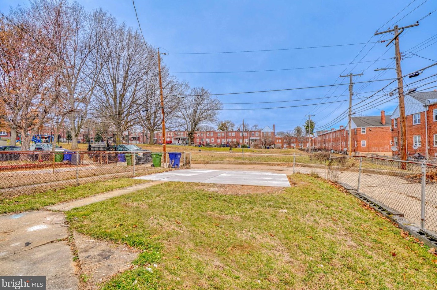 4300 Cedar Garden Rd, Baltimore MD  21229-4503 exterior