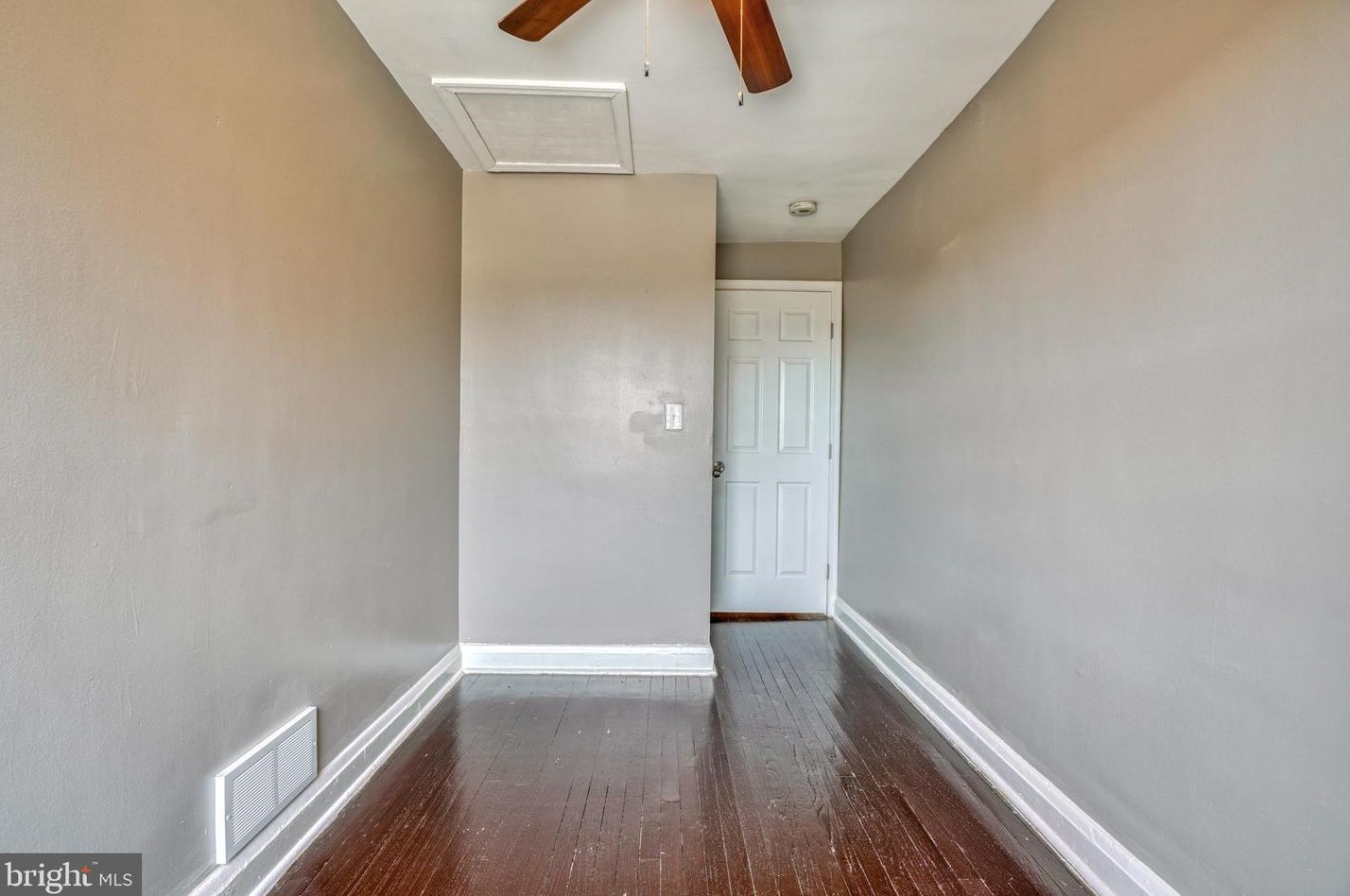 4300 Cedar Garden Rd, Baltimore MD  21229-4503 exterior