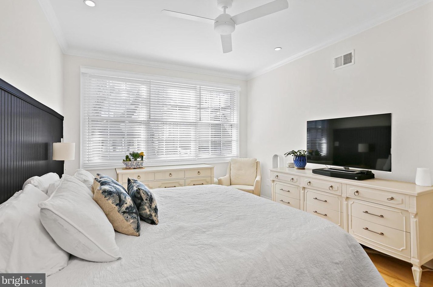 225 Churchill St, Baltimore MD  21230-3918 exterior