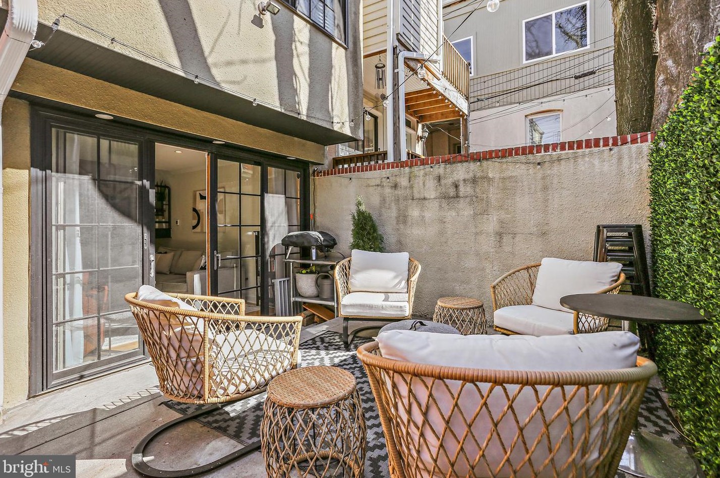 225 Churchill St, Baltimore MD  21230-3918 exterior