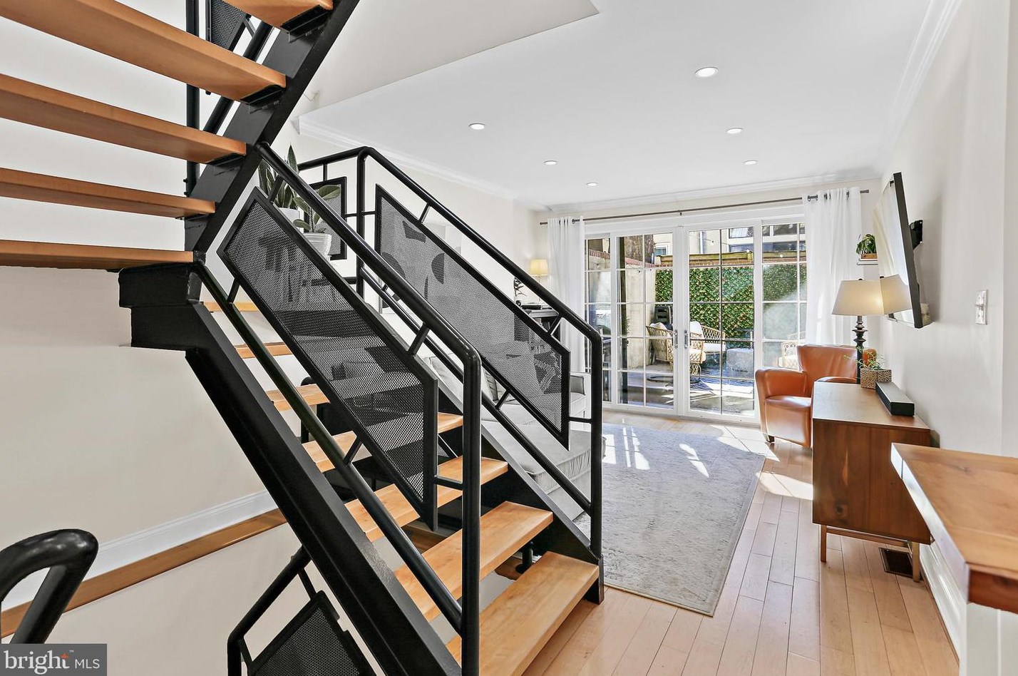 225 Churchill St, Baltimore MD  21230-3918 exterior