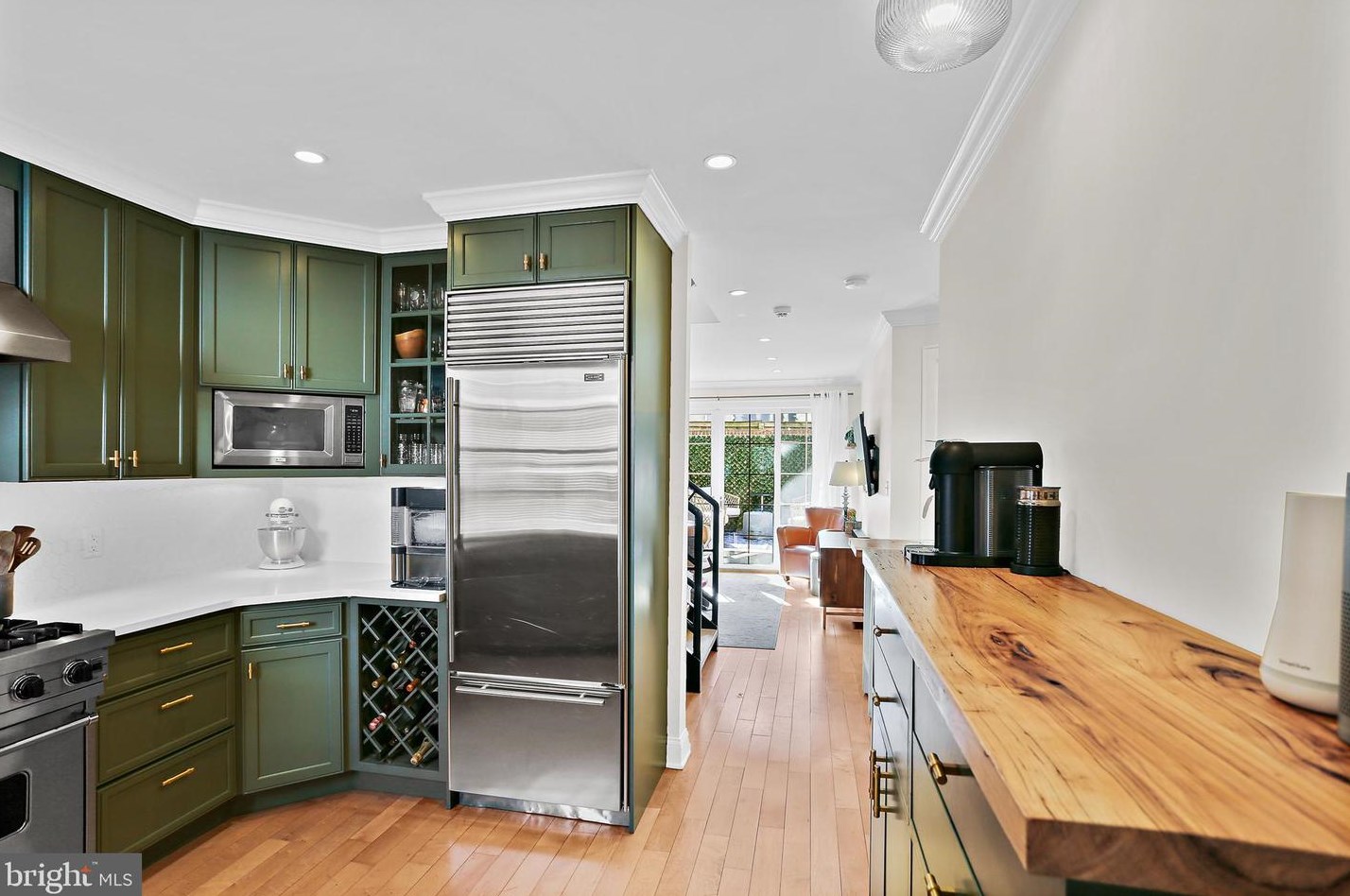 225 Churchill St, Baltimore MD  21230-3918 exterior