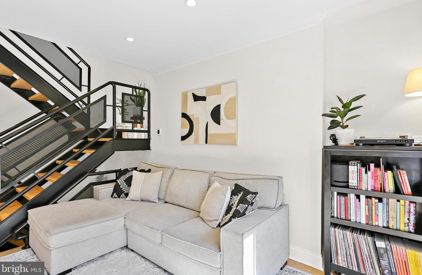 225 Churchill St, Baltimore MD  21230-3918 exterior