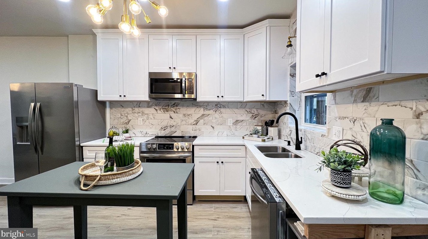 519 Kenwood Ave, Baltimore MD  21205-2626 exterior