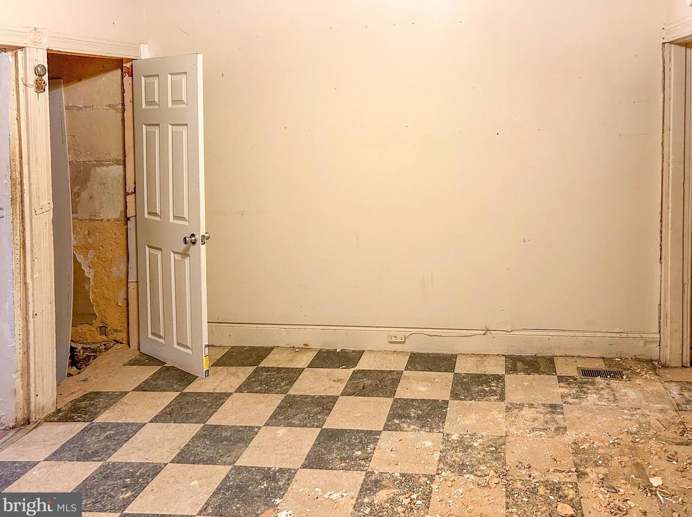 1624 Westwood Ave, Baltimore MD  21217-1728 exterior