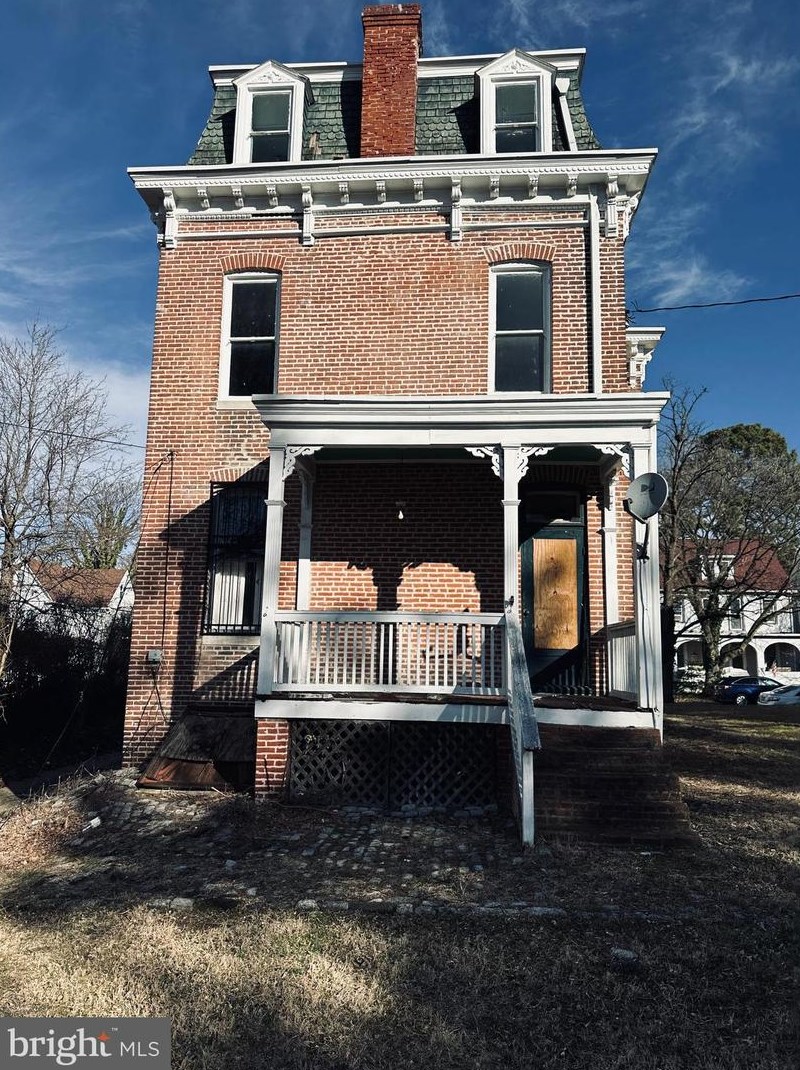 4213 Massachusetts Ave, Baltimore MD  21229-3515 exterior