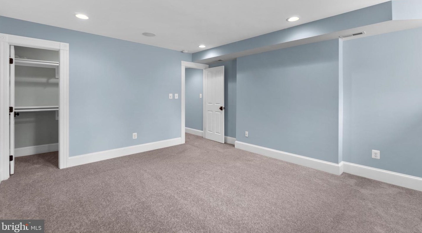 2330 Baltimore St, Baltimore MD  21224-1031 exterior