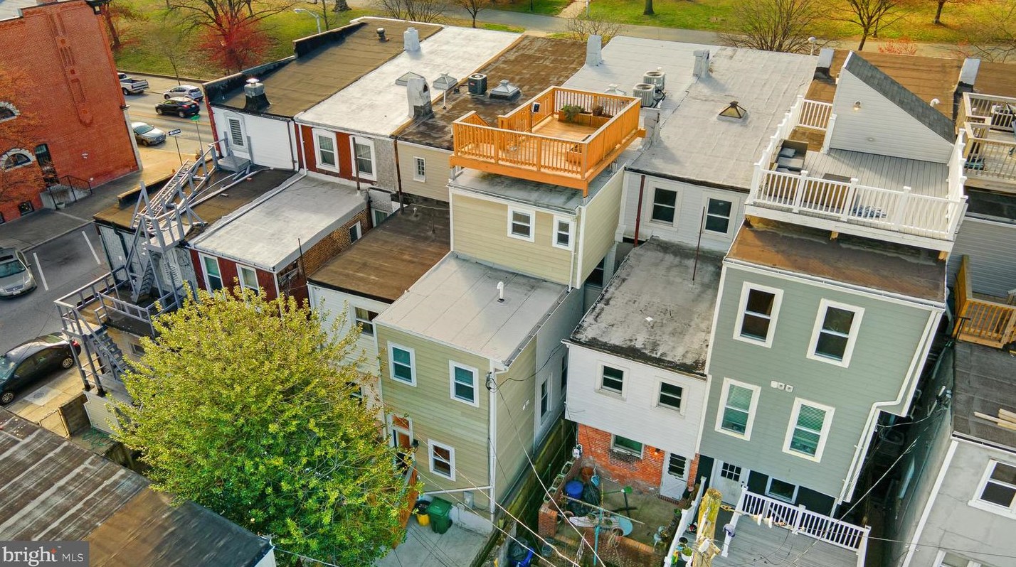 2330 Baltimore St, Baltimore MD  21224-1031 exterior