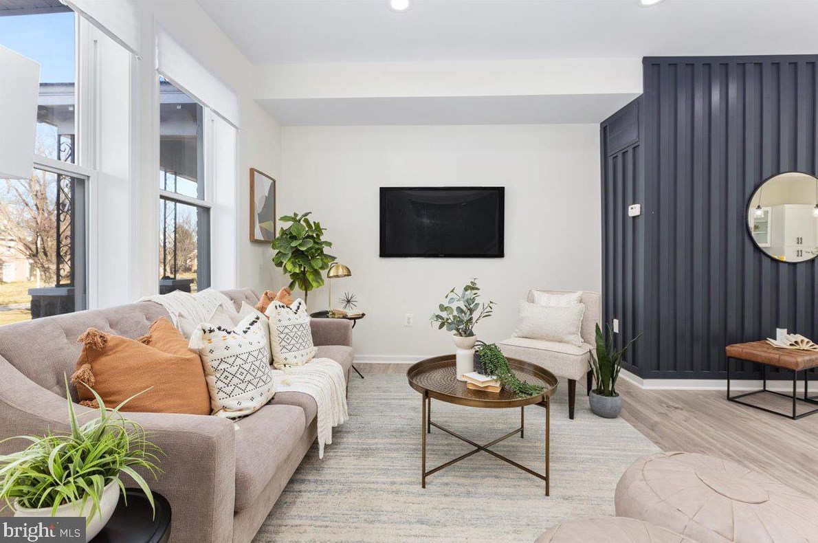 1611 33rd St, Baltimore MD  21218-3707 exterior