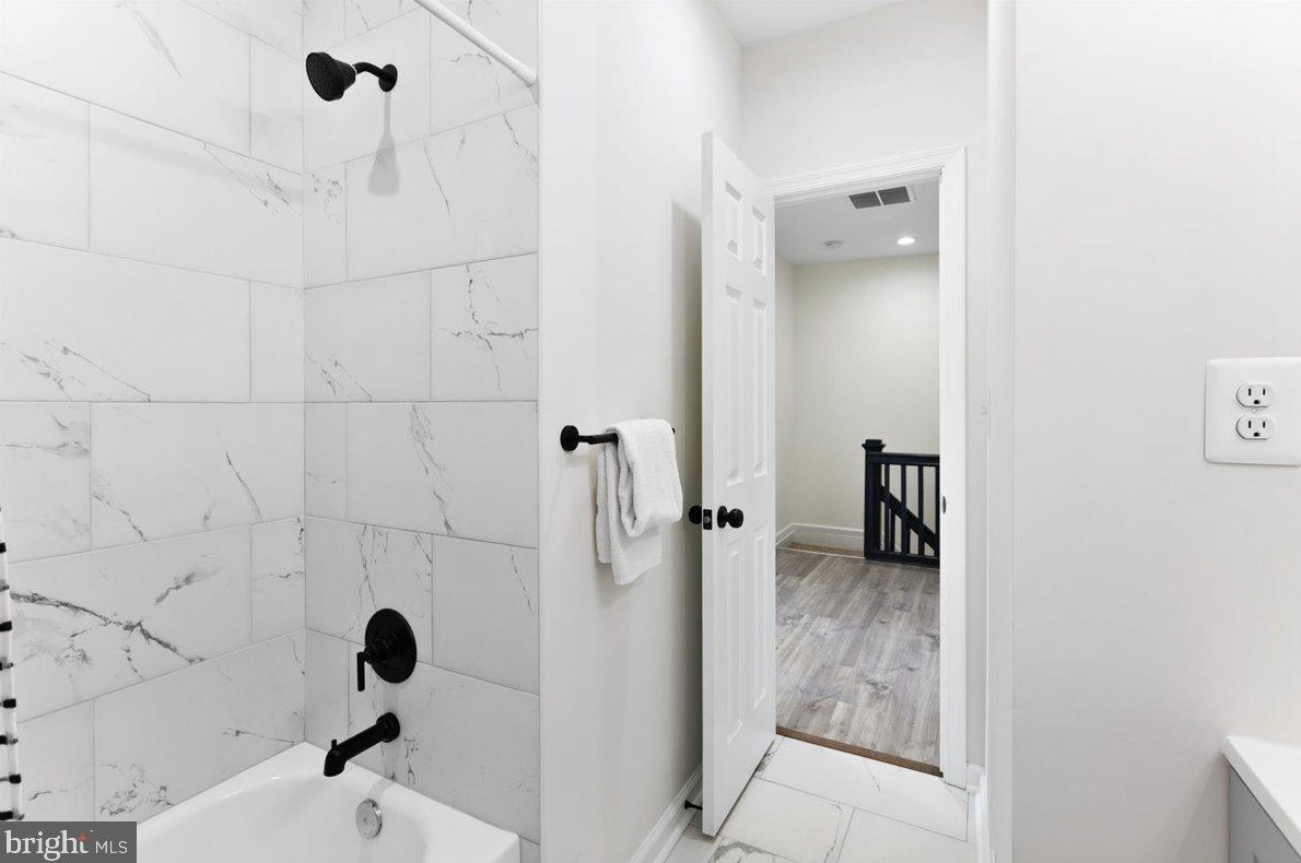 1611 33rd St, Baltimore MD  21218-3707 exterior