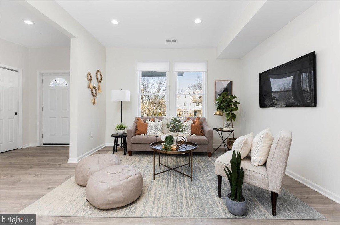 1611 33rd St, Baltimore MD  21218-3707 exterior