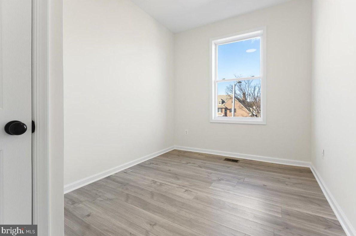 1611 33rd St, Baltimore MD  21218-3707 exterior