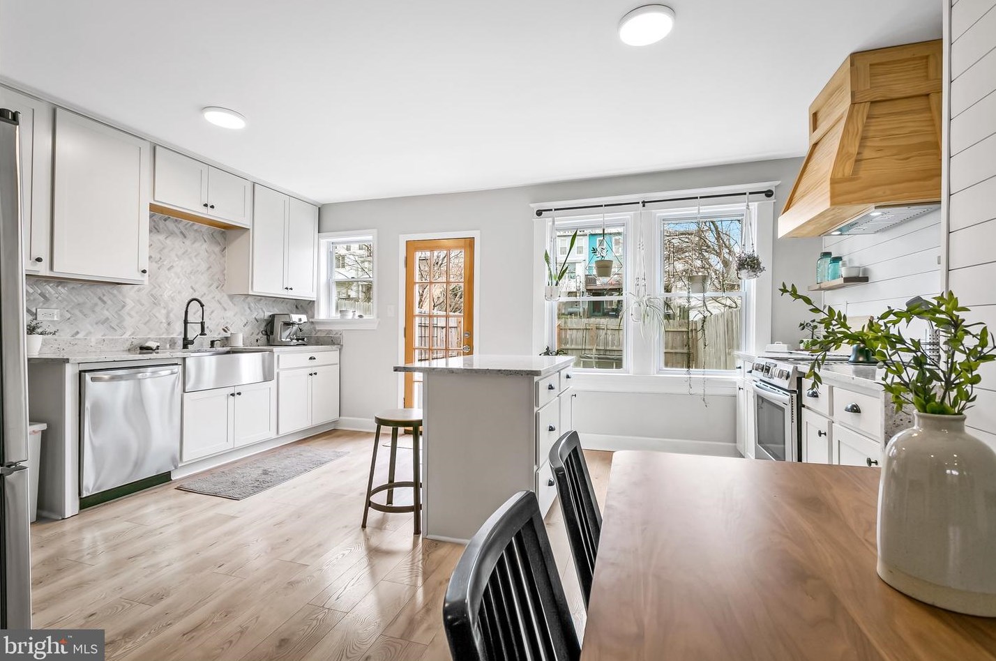 1123 Woodheights Ave, Baltimore MD  21211-1245 exterior