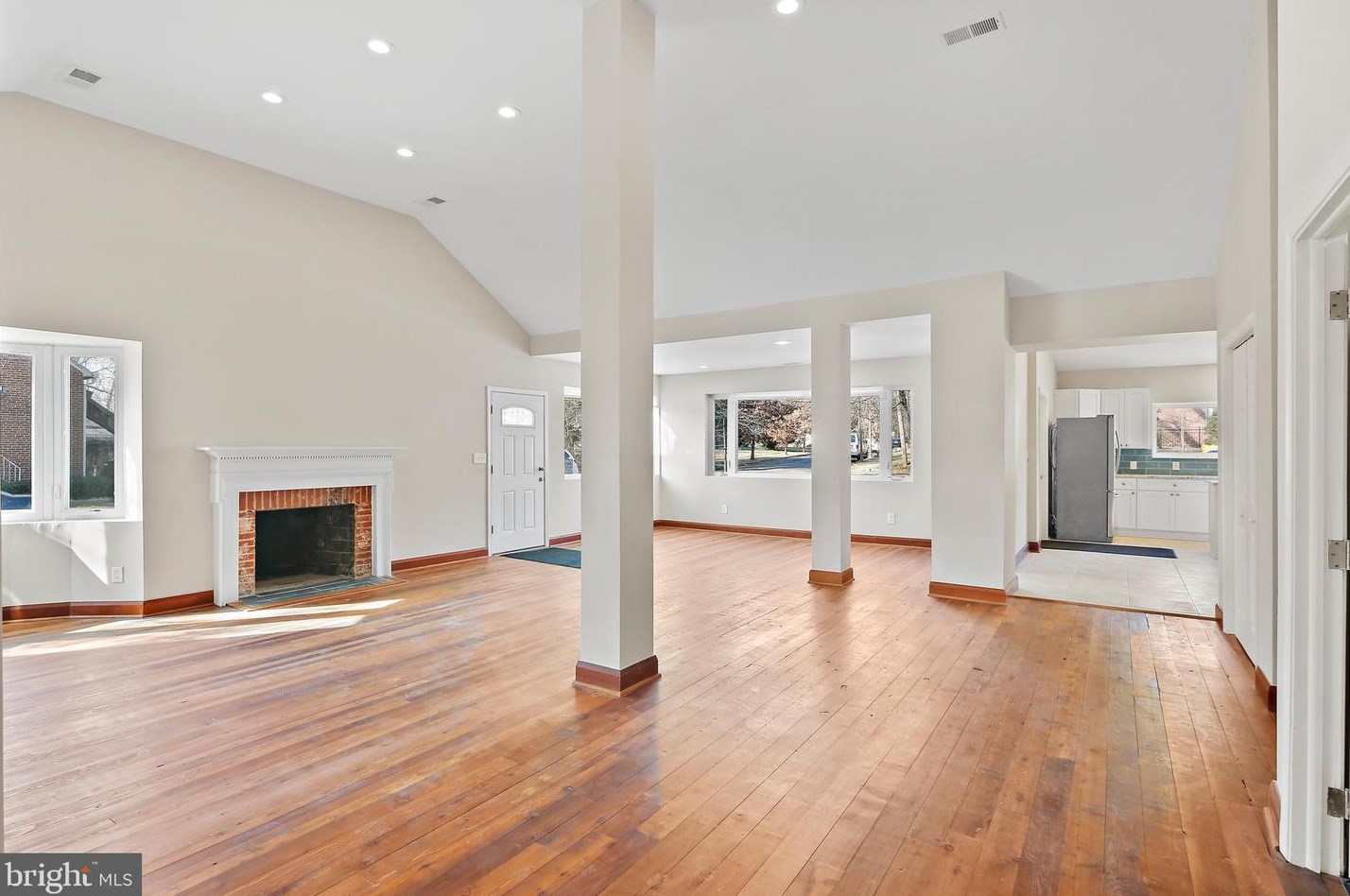 3808 Menlo Dr, Baltimore MD 21215-3414 exterior