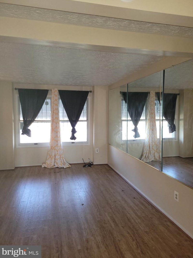 2412 Ridgely St, Baltimore MD 21230-3070 exterior