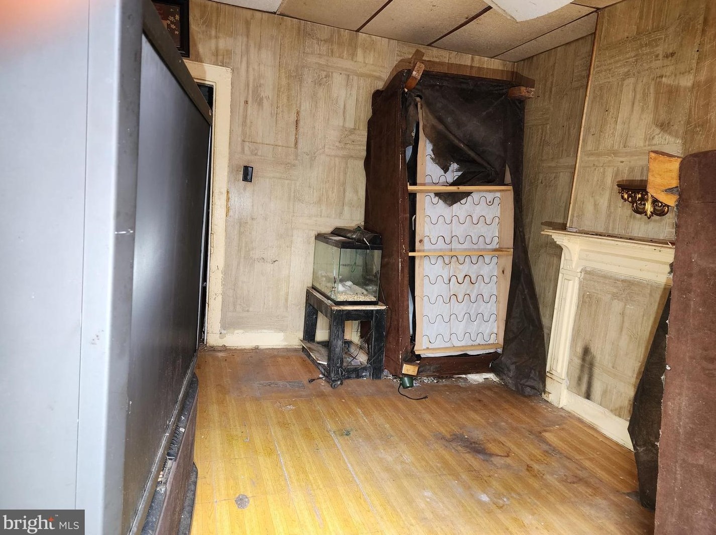 1504 Spring St, Baltimore MD  21213-1423 exterior