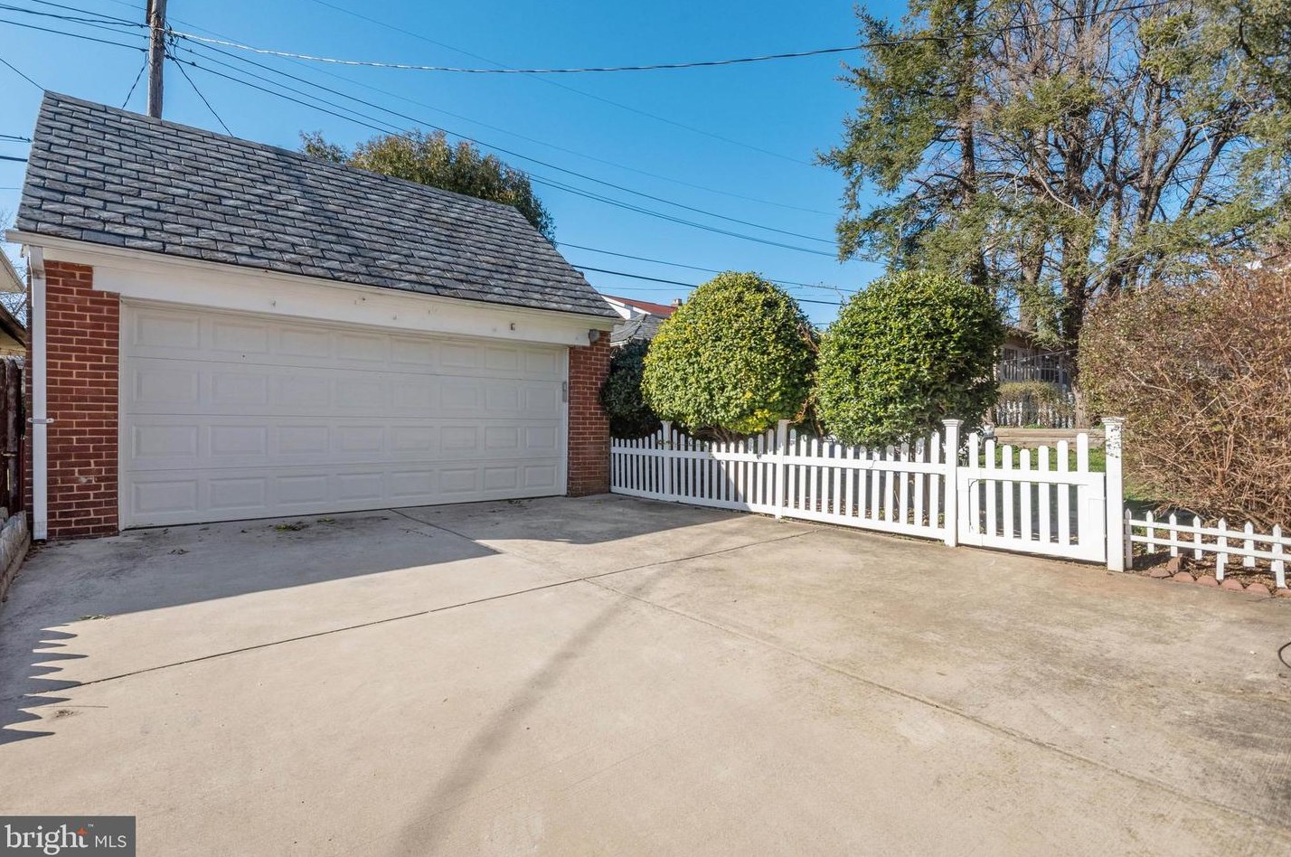 3600 Denison Rd, Baltimore MD  21215-7314 exterior